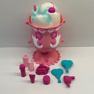 Vintage 90s Tonka Cupcake Doll Ice Cream Sundae Dressing Table (D2)